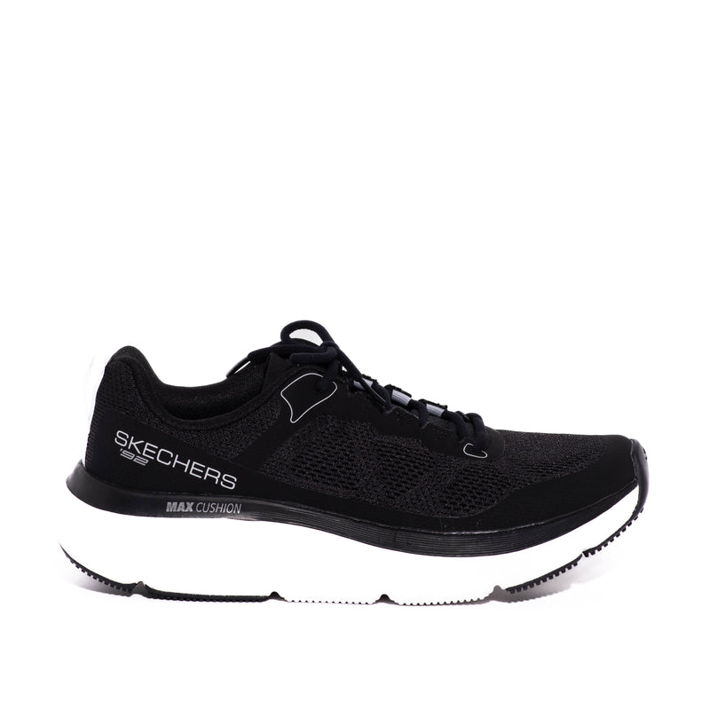 Skechers Max Cushioning Delta Black/White