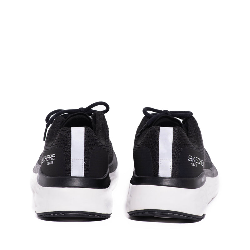 Skechers Max Cushioning Delta Black/White