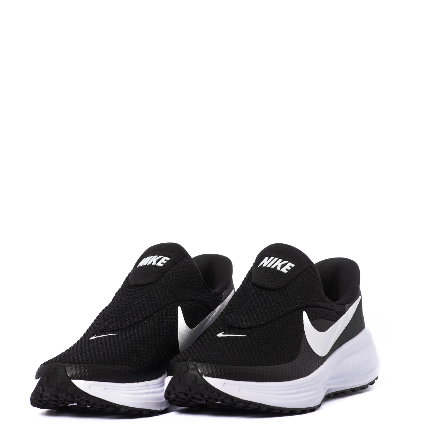 Tenis Nike W Nike Revolution 8 Easyon
