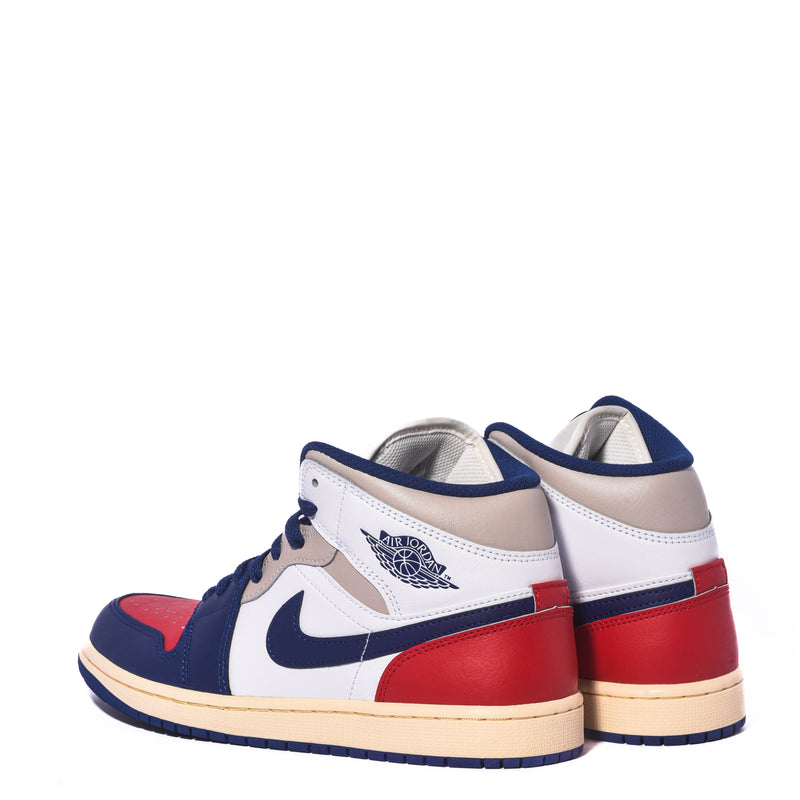 Tenis Nike Air Jordan 1 Mid