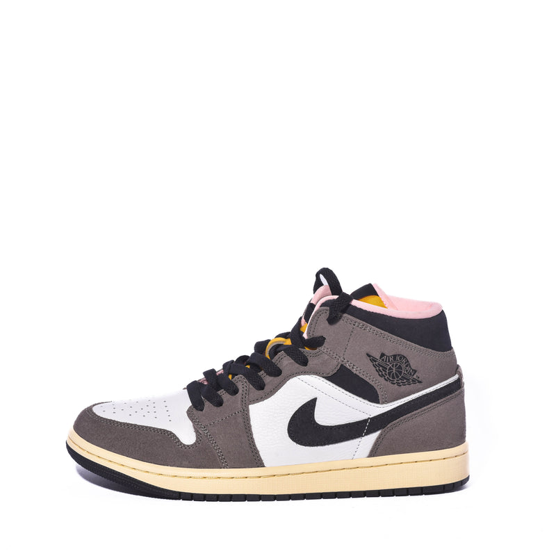 Tenis Nike Air Jordan 1 Mid Se